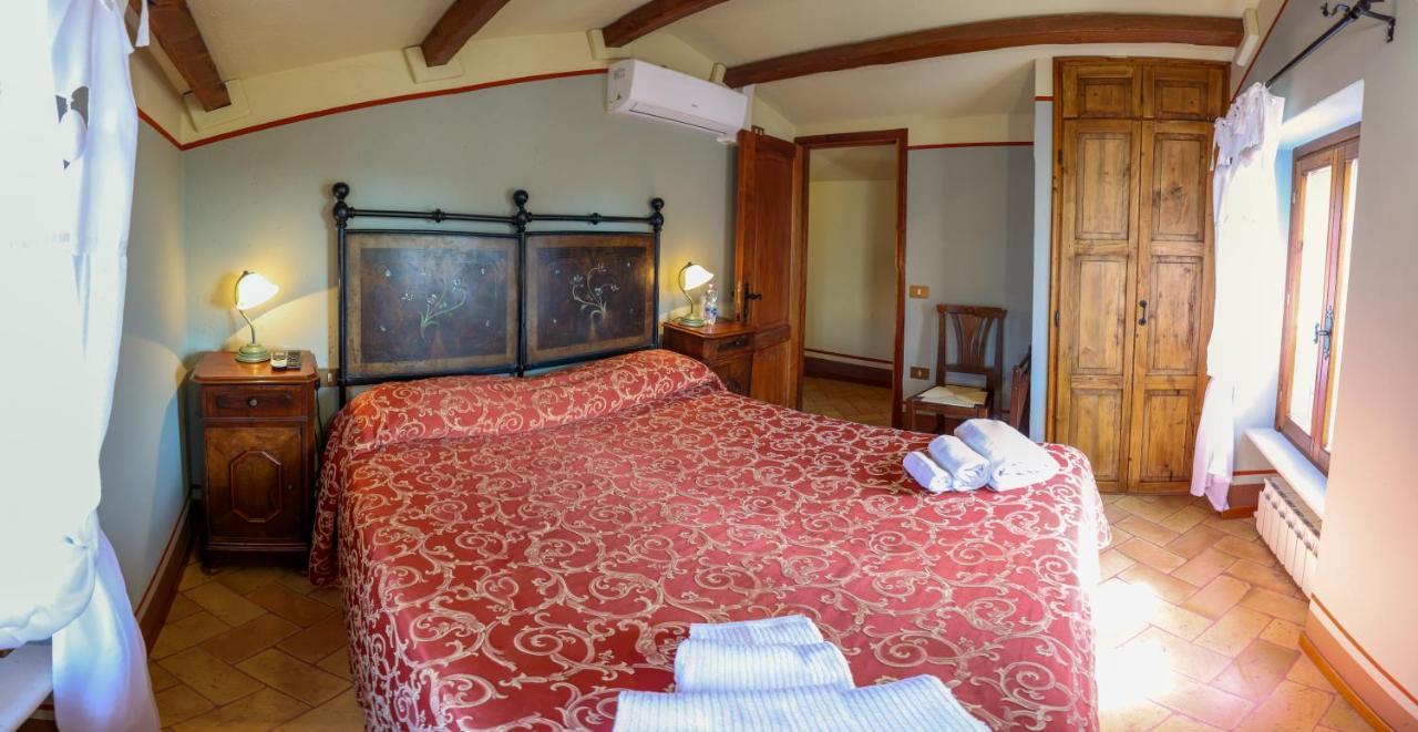 Albergo Diffuso Borgo Montemaggiore Montemaggiore al Metauro Exterior photo