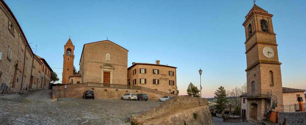 Albergo Diffuso Borgo Montemaggiore Montemaggiore al Metauro Exterior photo